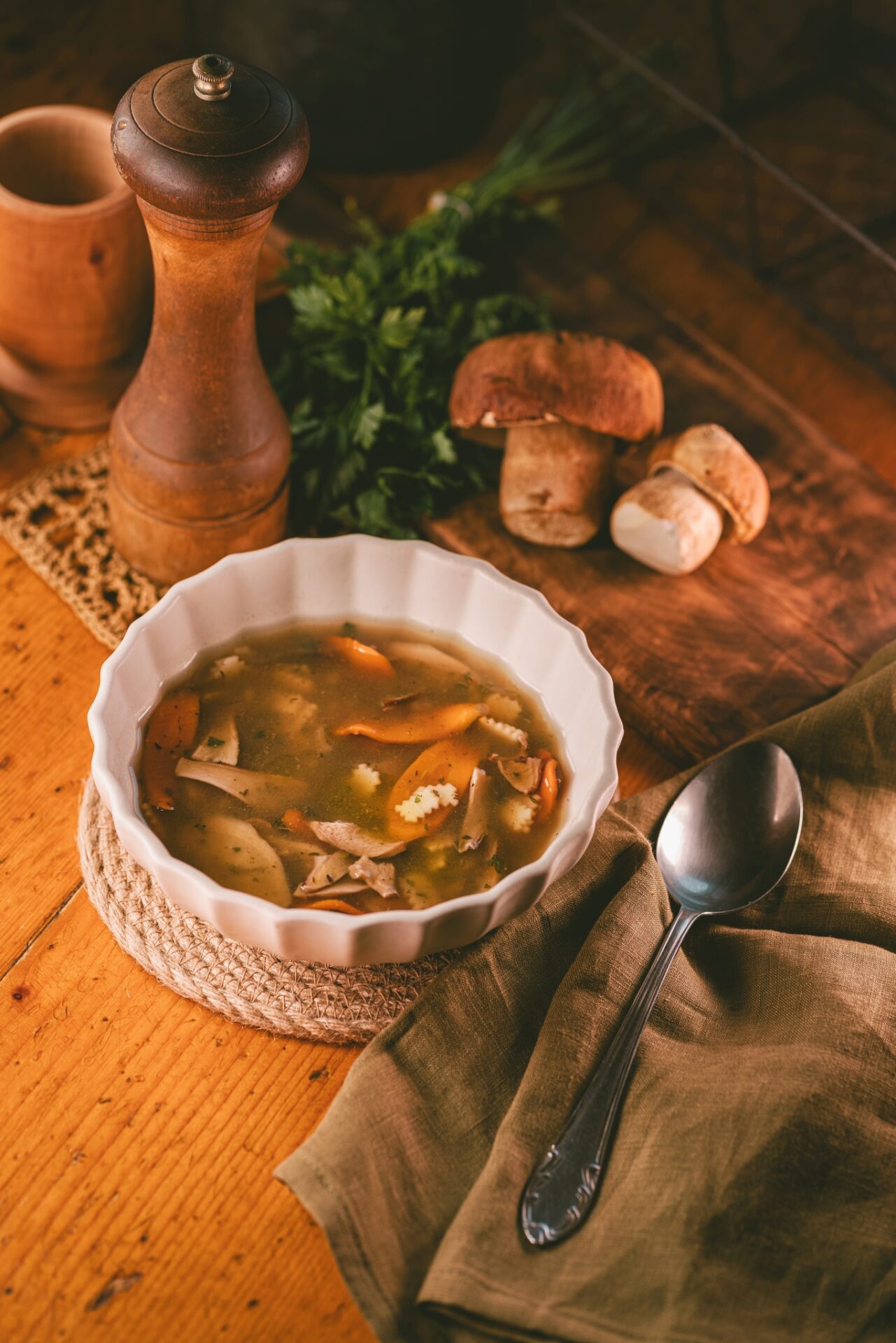 vargányás leves tálalva DSC01666_KG_2048